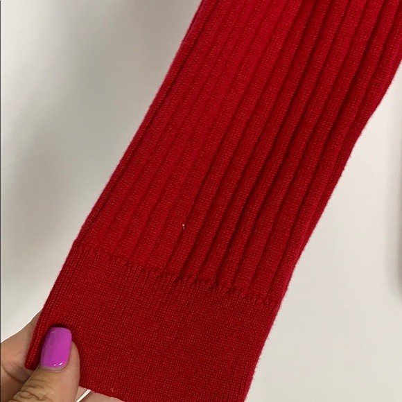 Red cable knit sweater with a v neck bust 18” - Picture 3 of 4